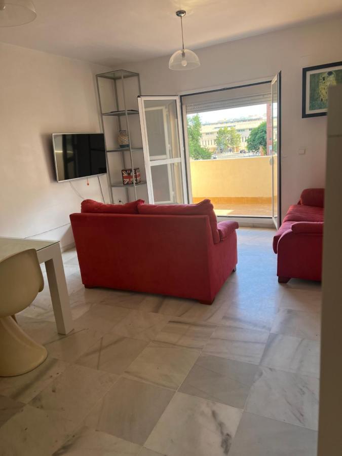 Piso De 3 Dormitorios Con Garaje Jerez de la Frontera Exteriör bild