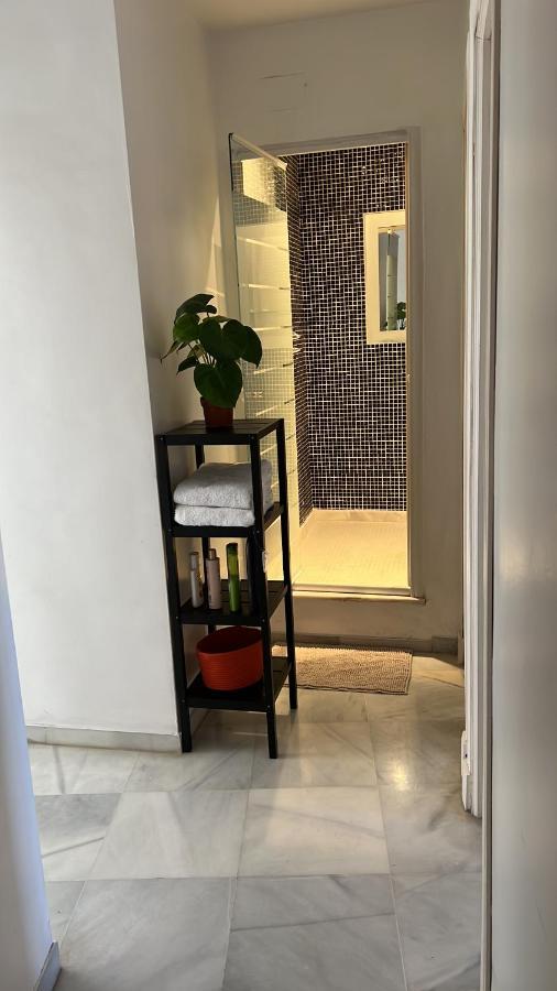 Piso De 3 Dormitorios Con Garaje Jerez de la Frontera Exteriör bild