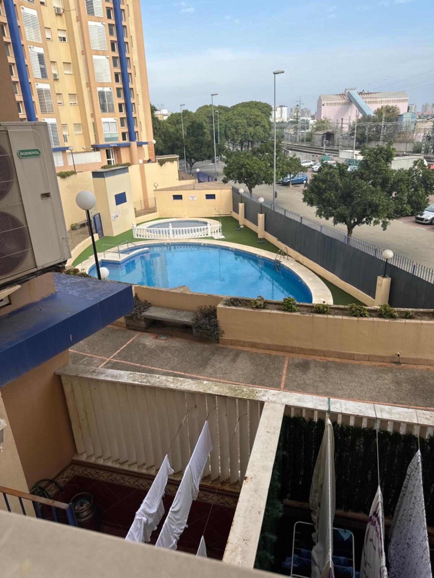 Piso De 3 Dormitorios Con Garaje Jerez de la Frontera Exteriör bild